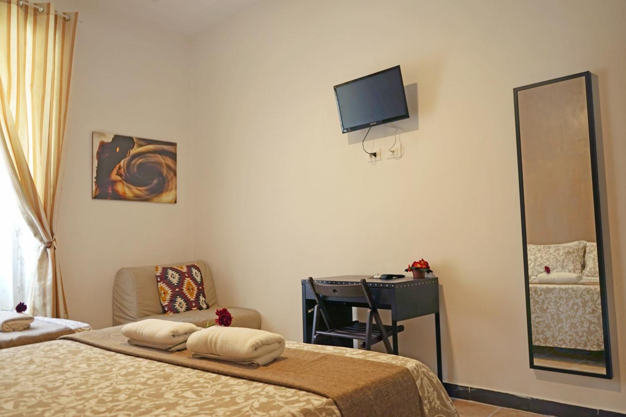 Hosting Flats Guesthouse Roma Eksteriør bilde
