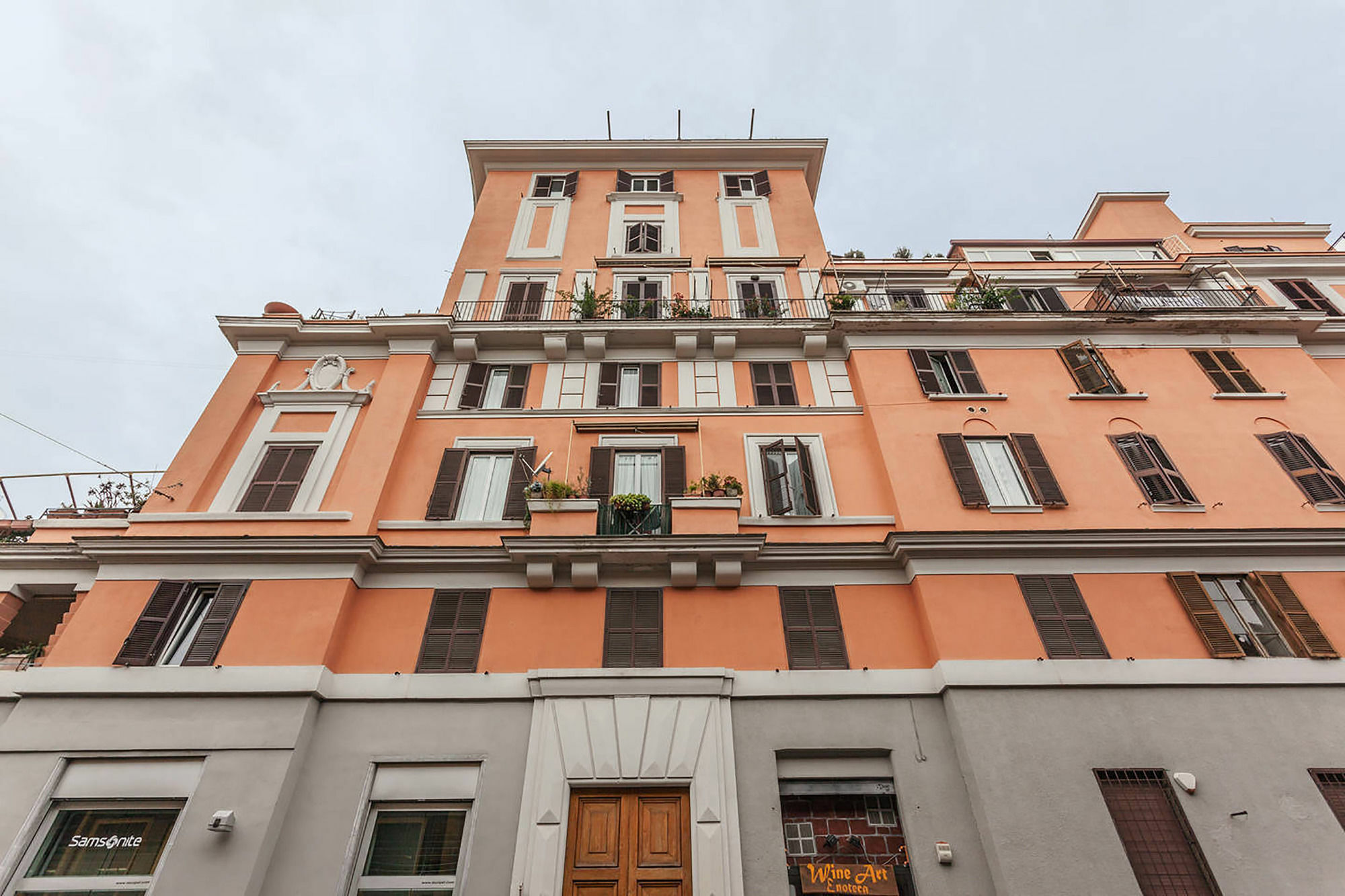 Hosting Flats Guesthouse Roma Eksteriør bilde