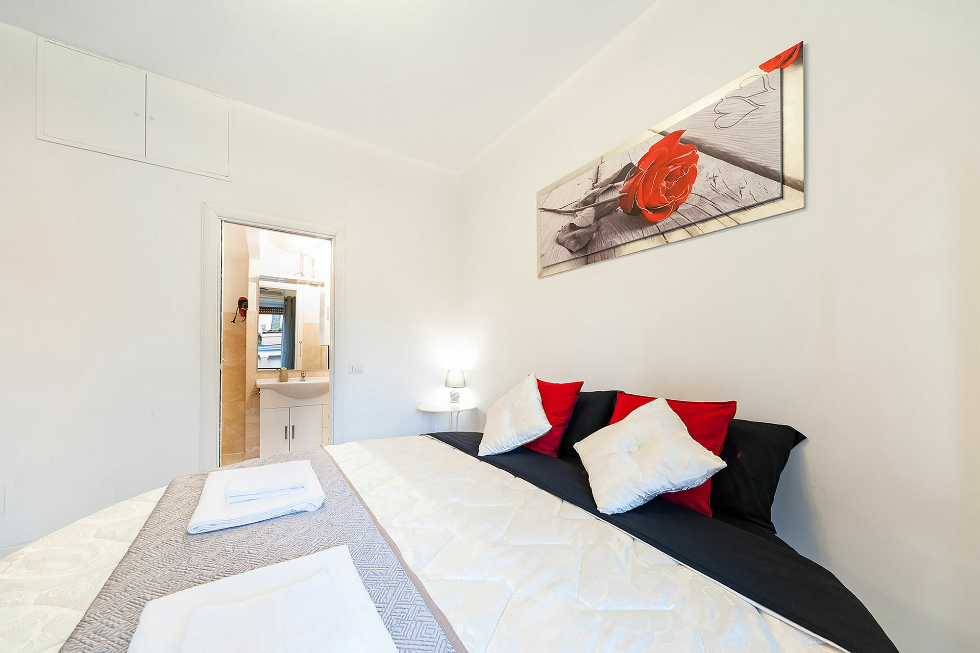 Hosting Flats Guesthouse Roma Eksteriør bilde