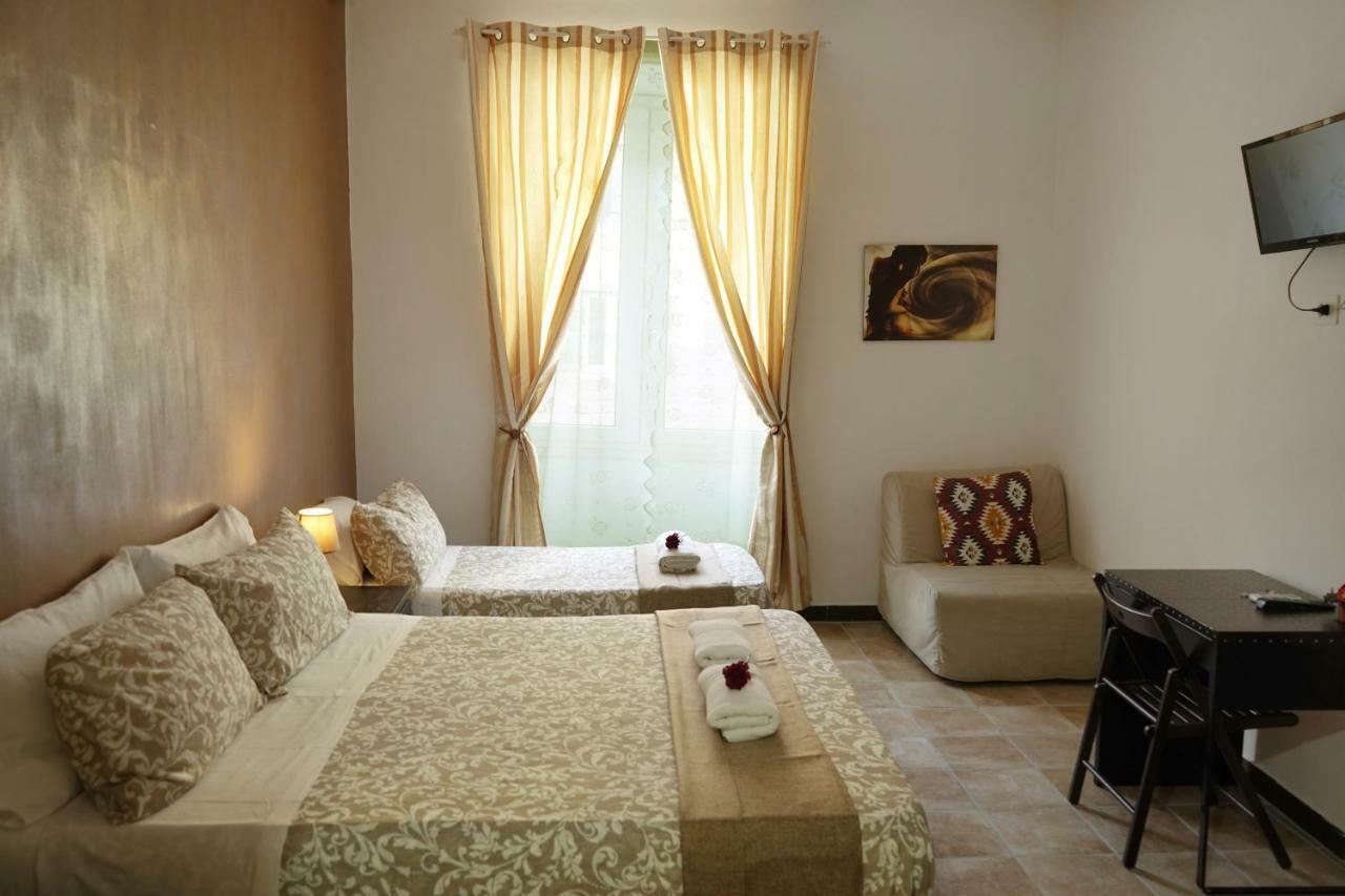 Hosting Flats Guesthouse Roma Eksteriør bilde