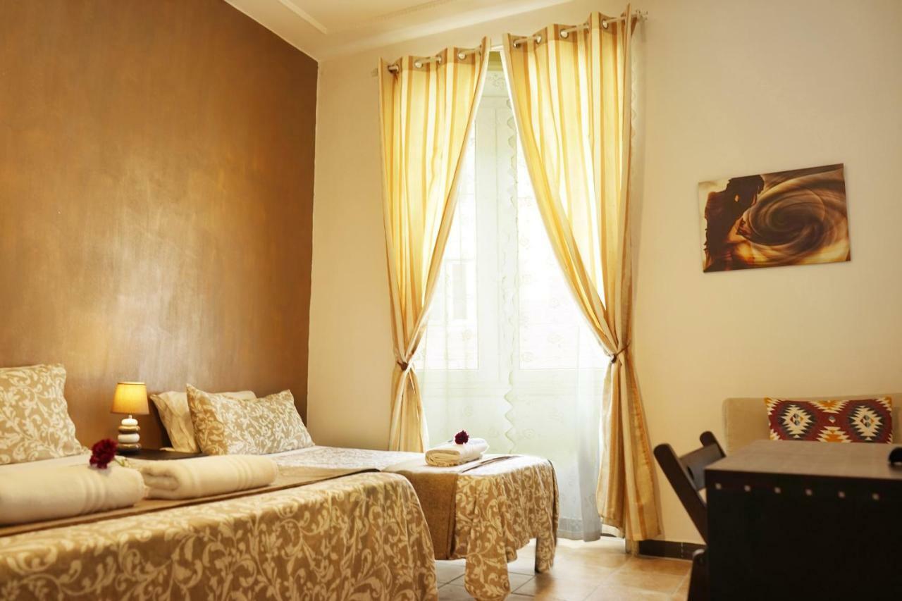 Hosting Flats Guesthouse Roma Eksteriør bilde