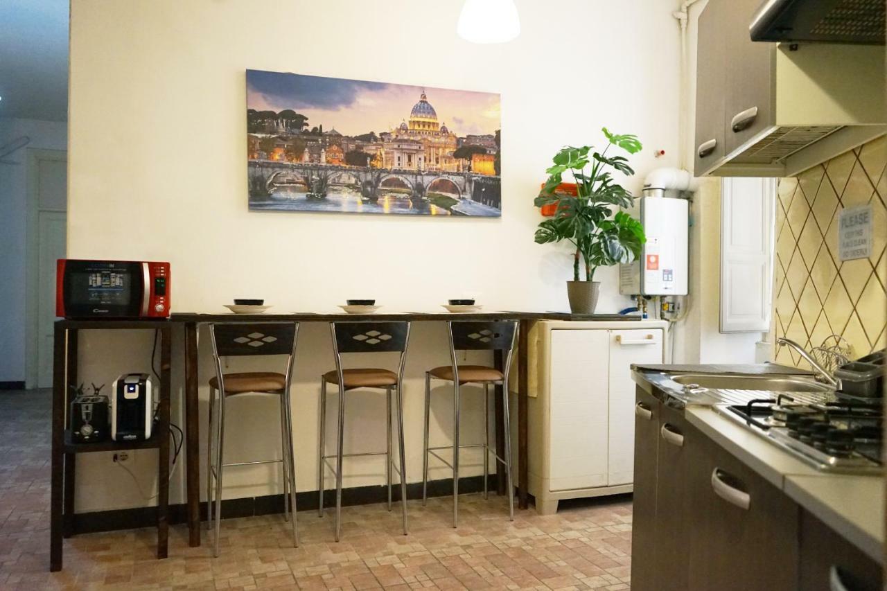 Hosting Flats Guesthouse Roma Eksteriør bilde